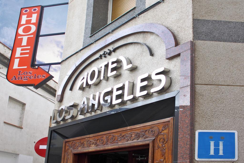 Hotel Los Angeles Фигерас Екстериор снимка